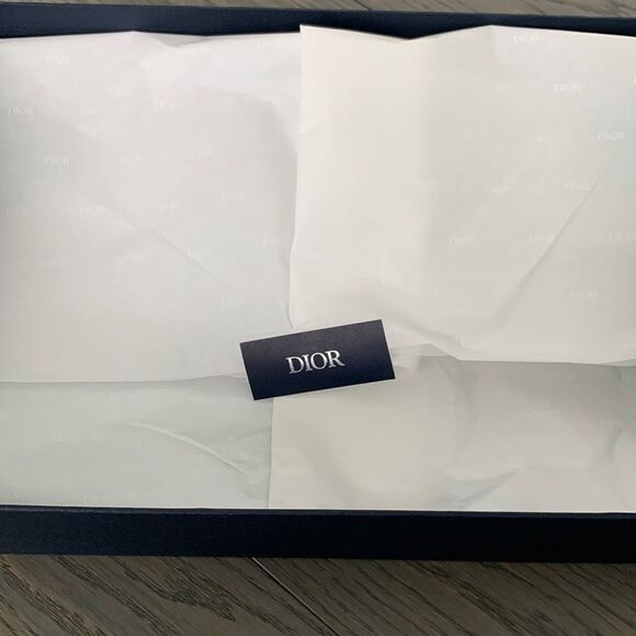 Christian Dior Textured Navy Gift Box with Tissue & Ribbon – 15.5” x 10.5” x 3” - Picture 7 of 10